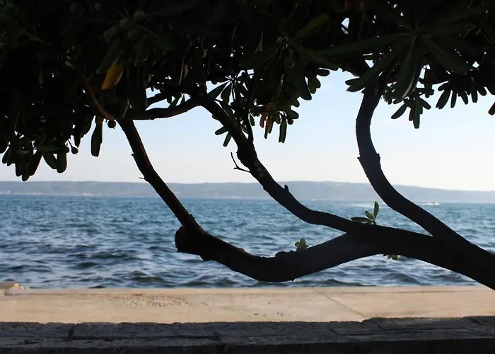 Apartment Apartman Green Kaštela